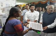 స్టాంపుల్లో మహాత్ముడు-అనుచరులు-ఆంధ్రులు