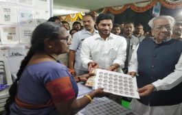 స్టాంపుల్లో మహాత్ముడు-అనుచరులు-ఆంధ్రులు