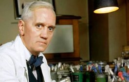 పెన్సిలిన్ ఆవిష్కర్త అలెగ్జాండర్ ఫ్లెమింగ్